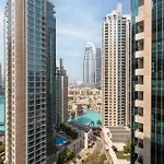 White Sage - Fountain View Stylish Apt With Spacious Terrace